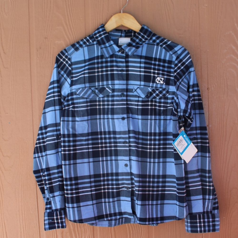 NWT Columbia Blue and Black Flannel Button…